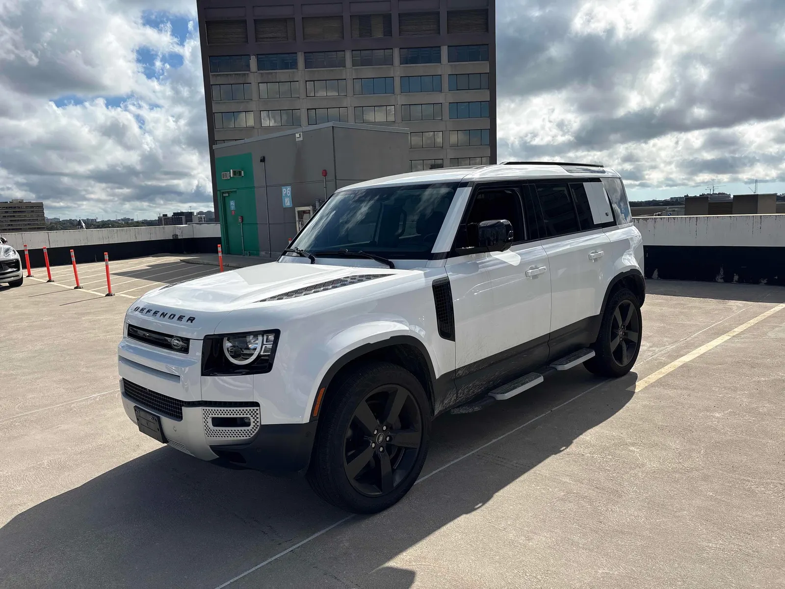 2023 Land Rover Defender