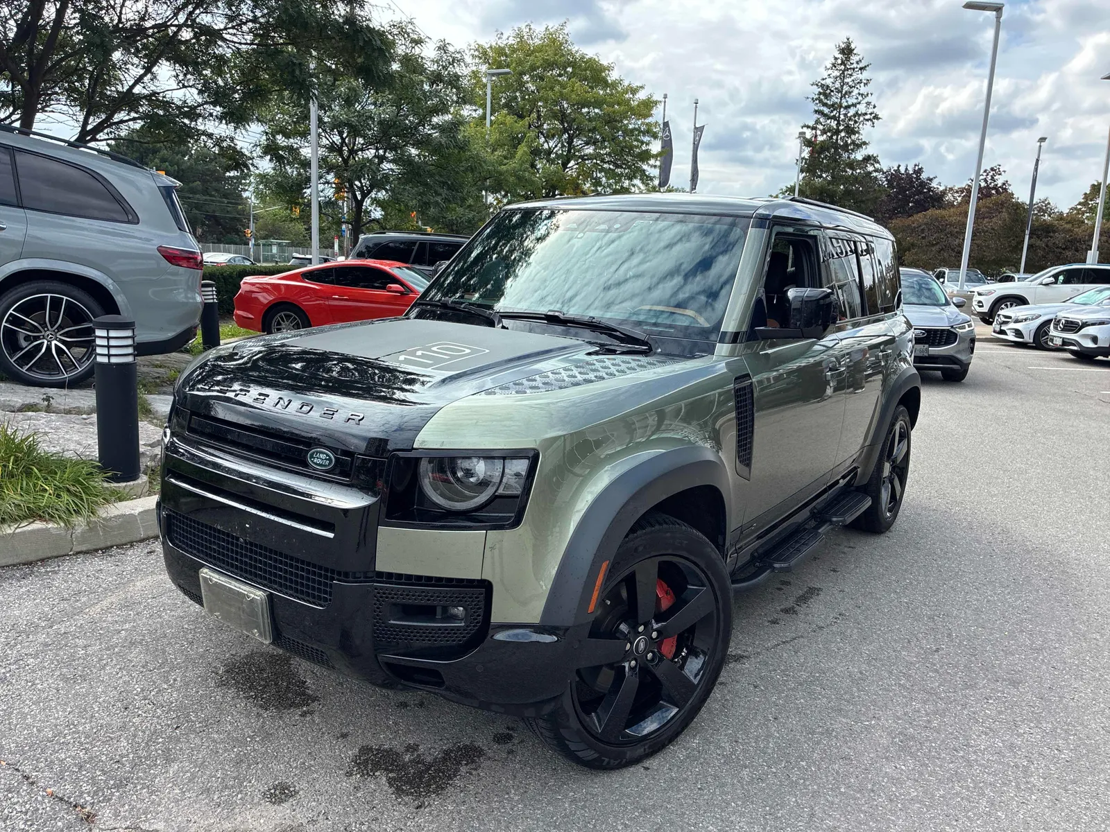 2023 Land Rover Defender