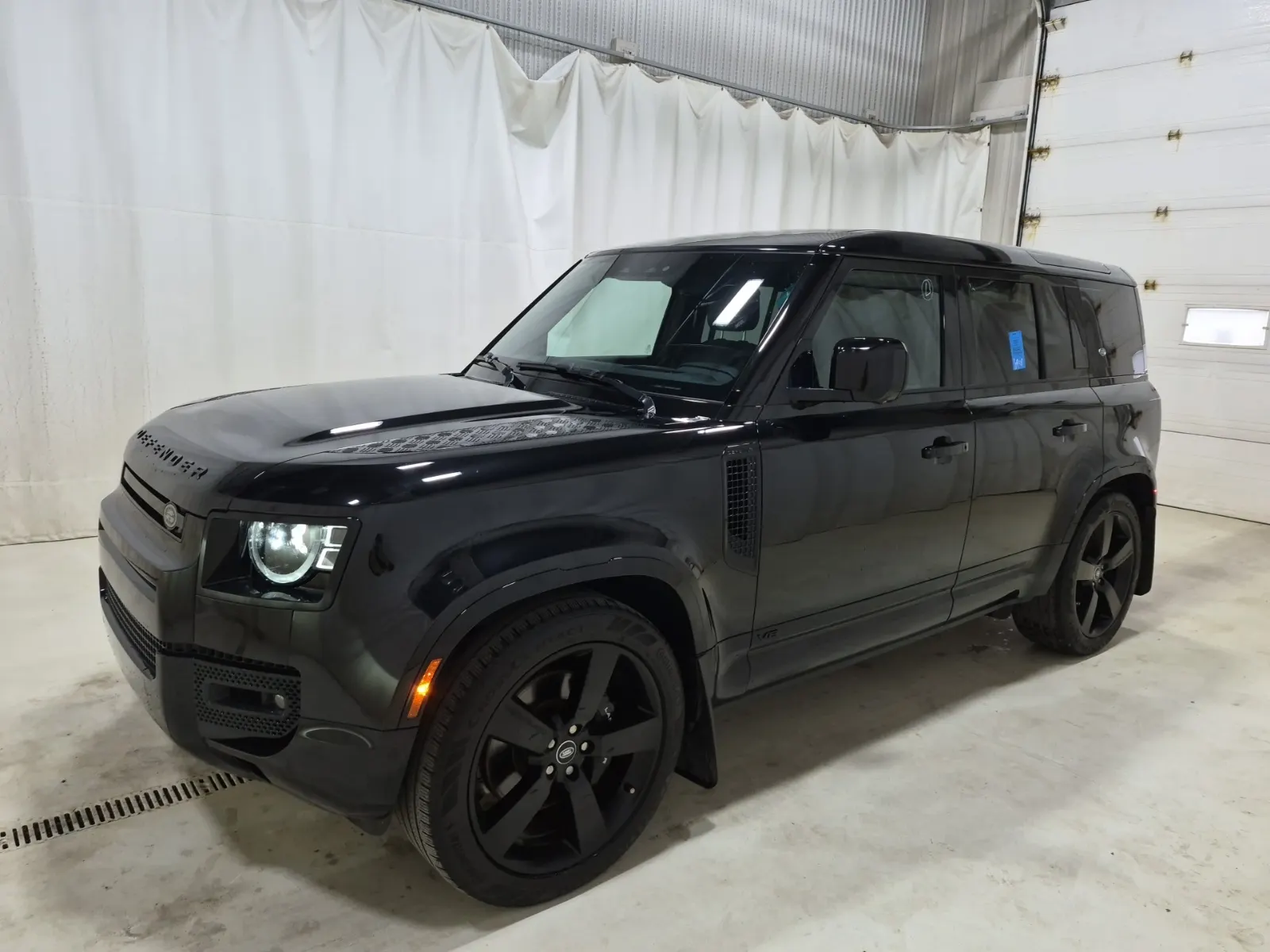 2023 Land Rover Defender