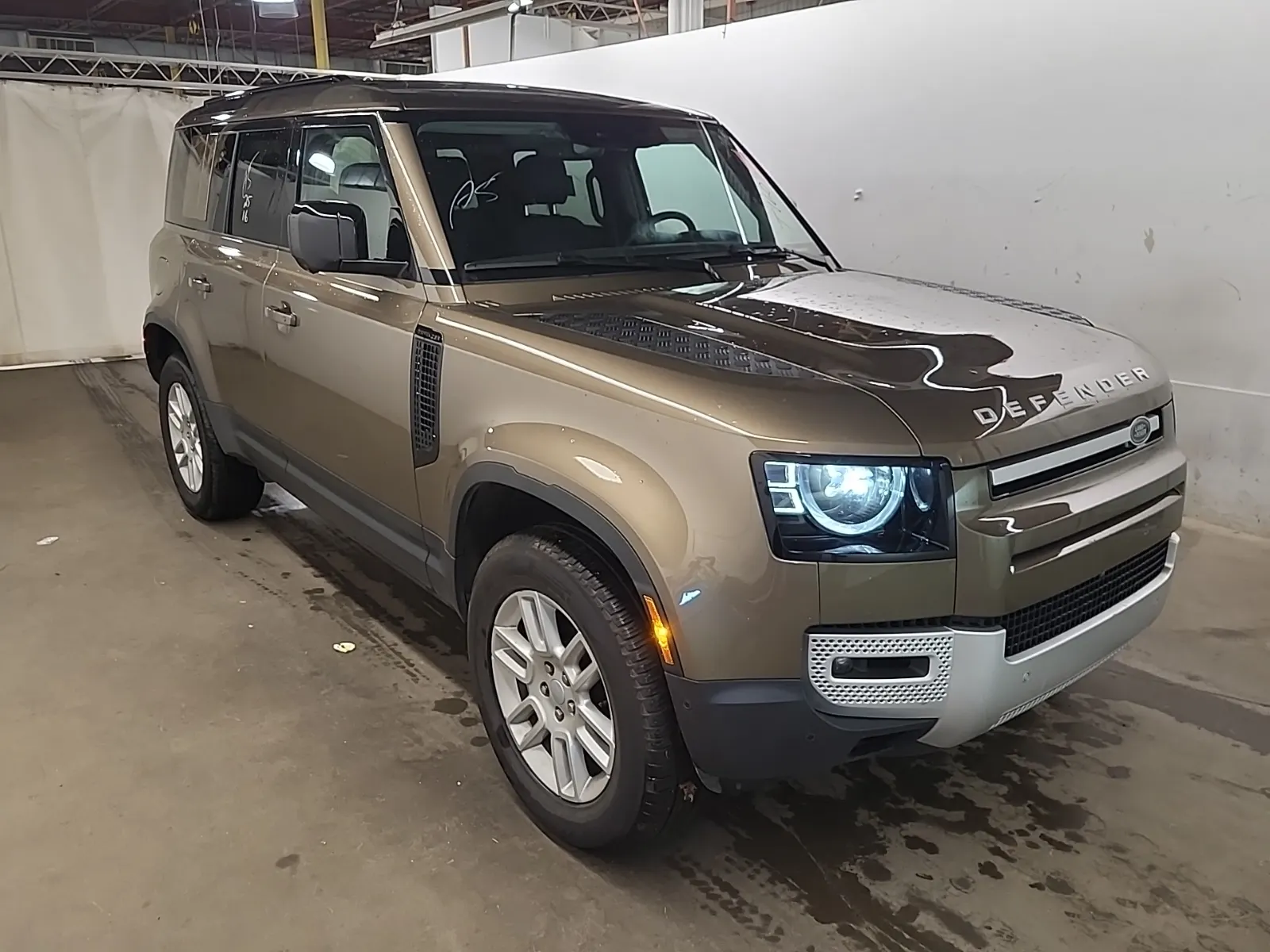 2025 Land Rover Defender