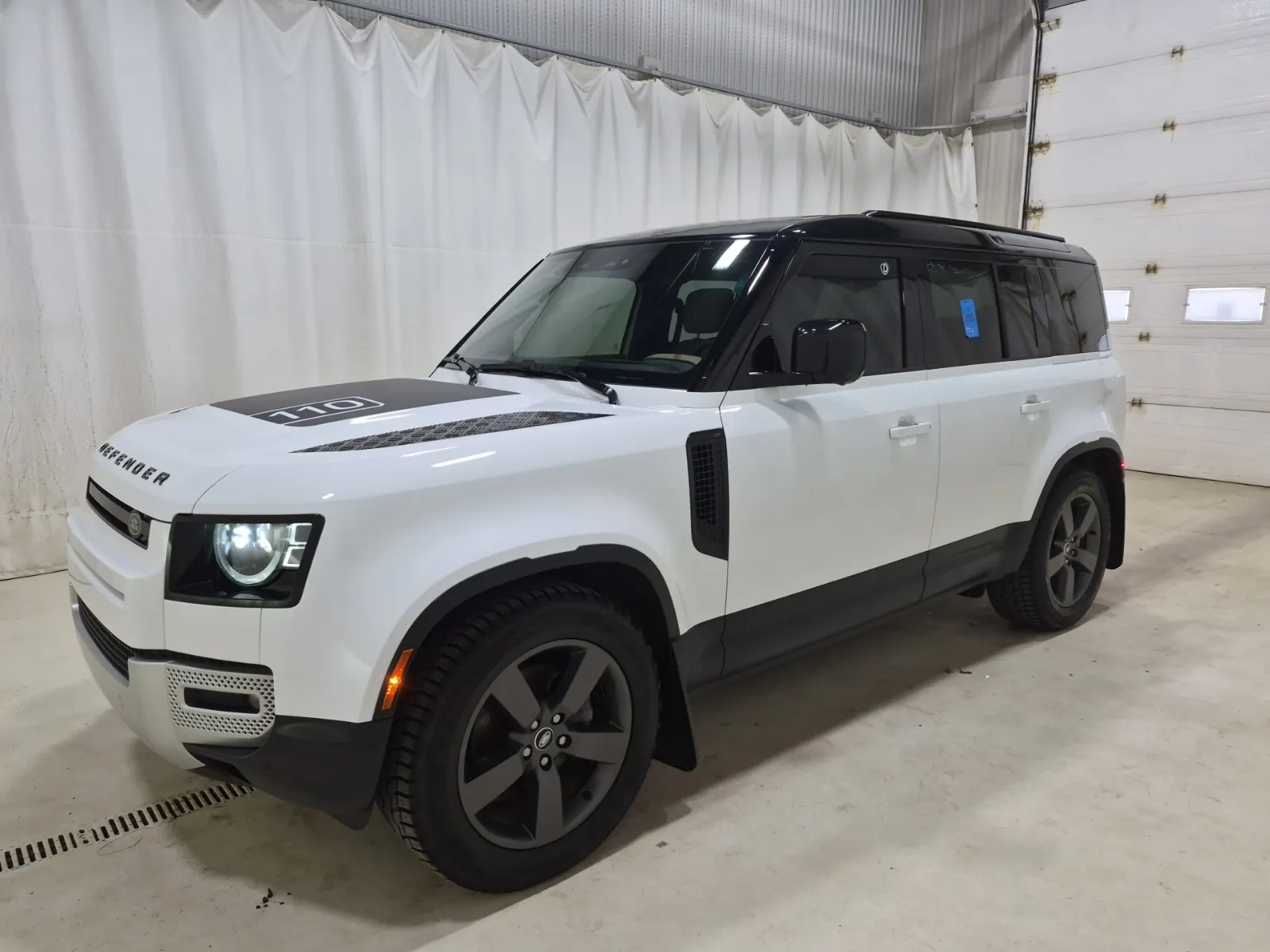 2025 Land Rover Defender