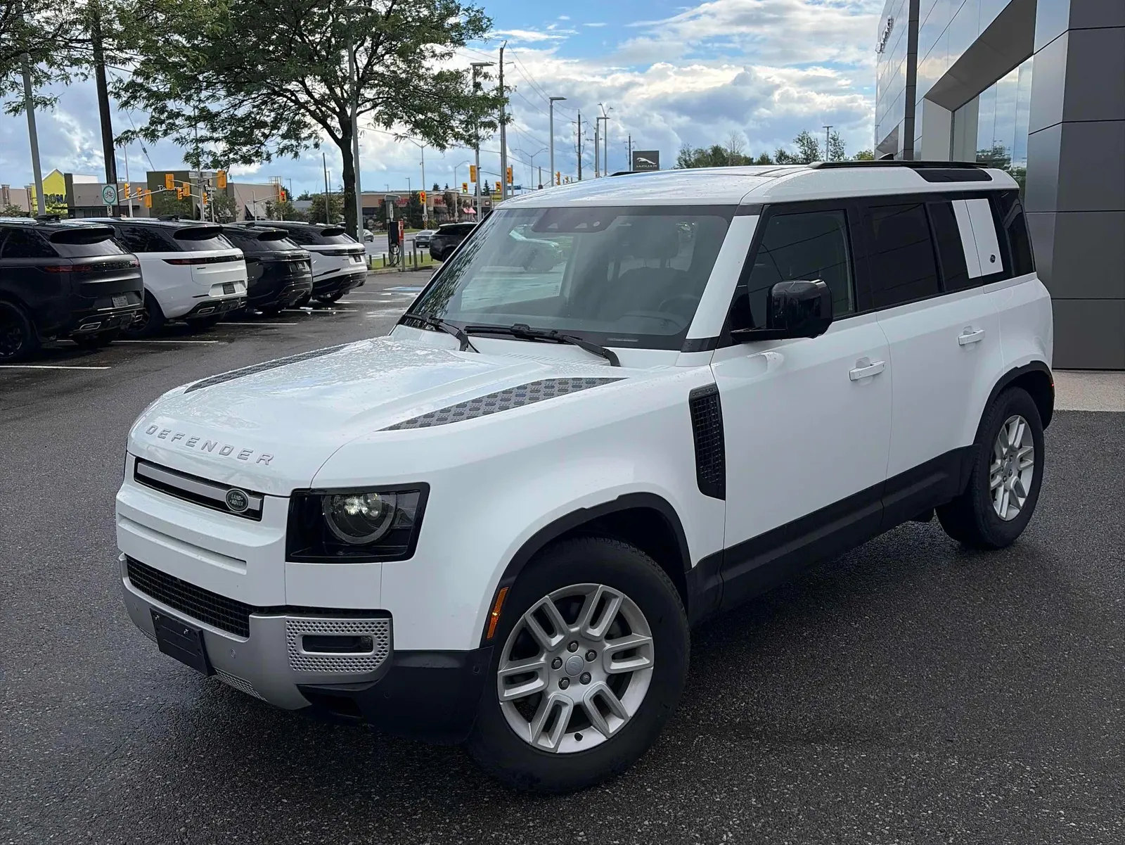 2024 Land Rover Defender