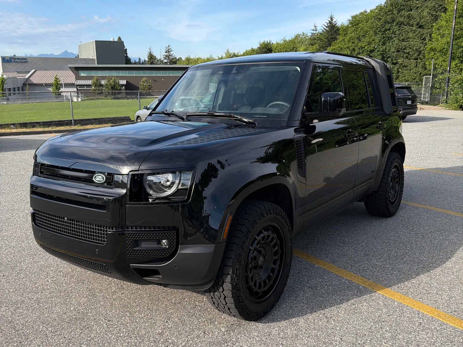2025 Land Rover Defender