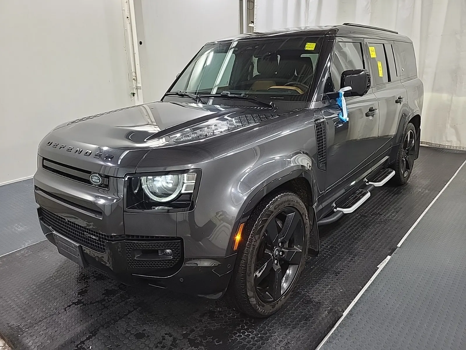 2023 Land Rover Defender