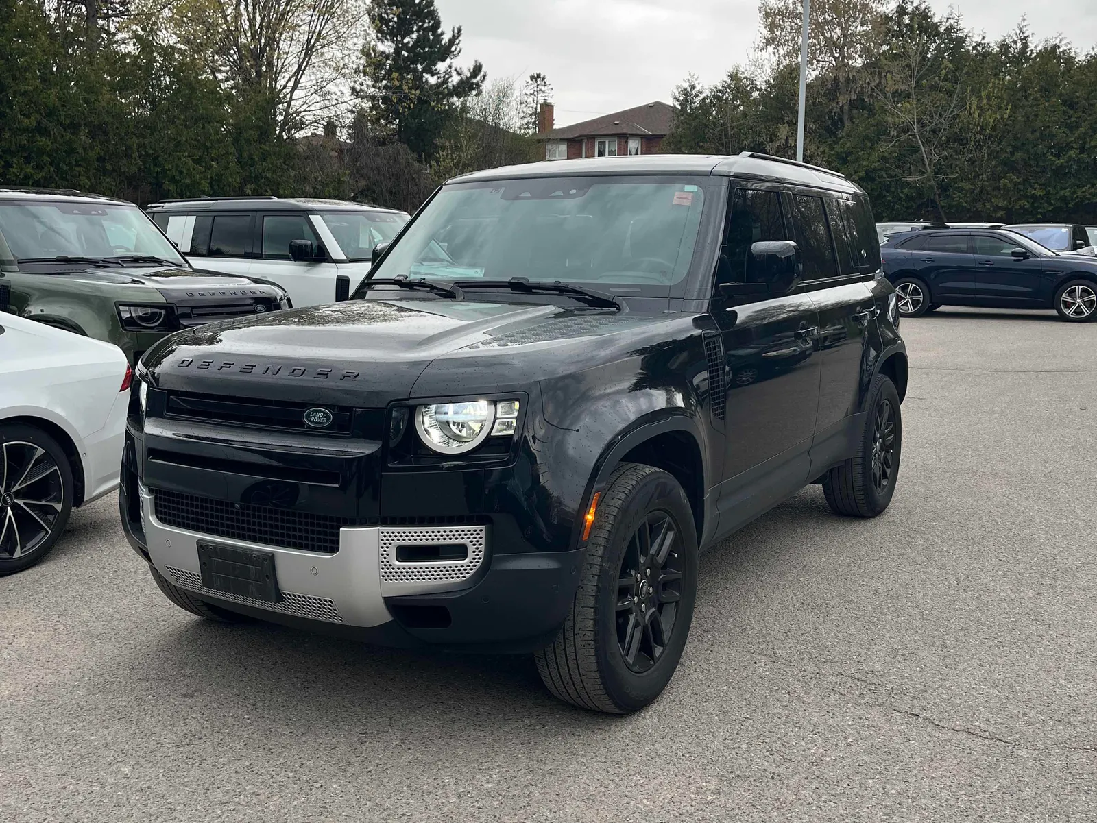 2023 Land Rover Defender