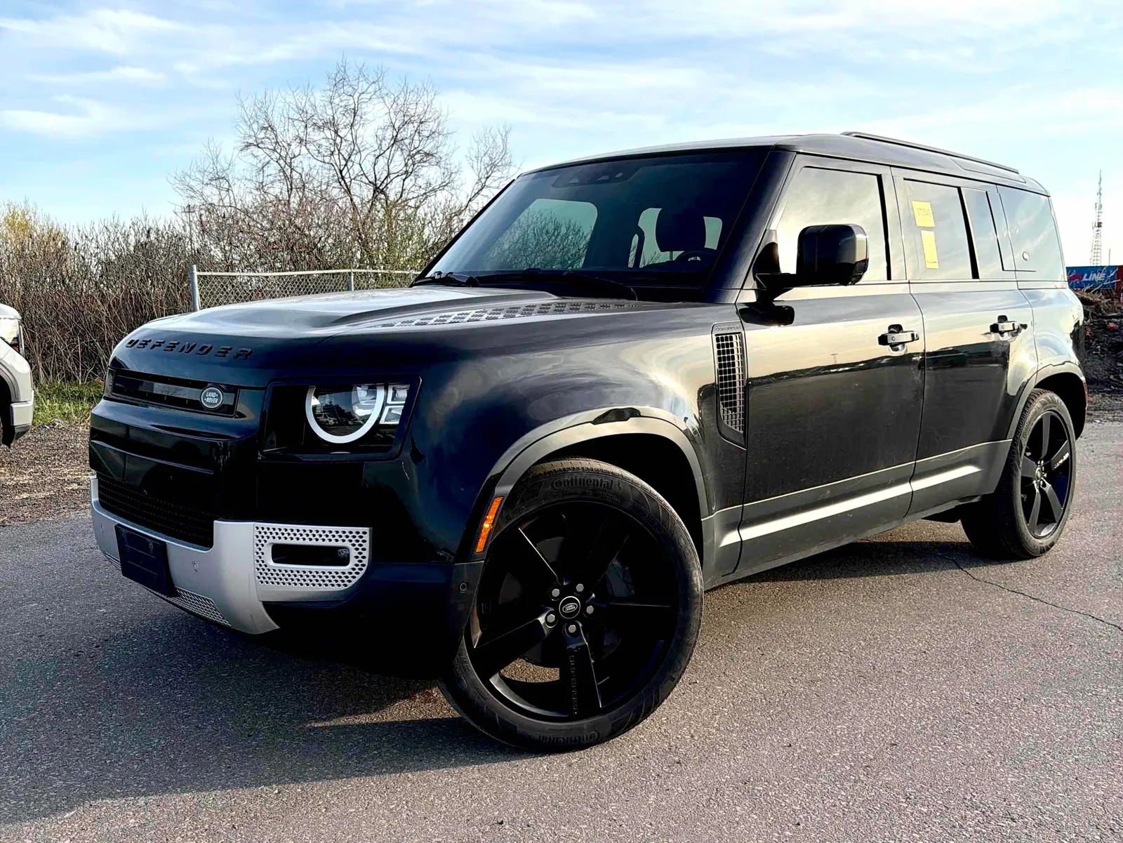 2023 Land Rover Defender