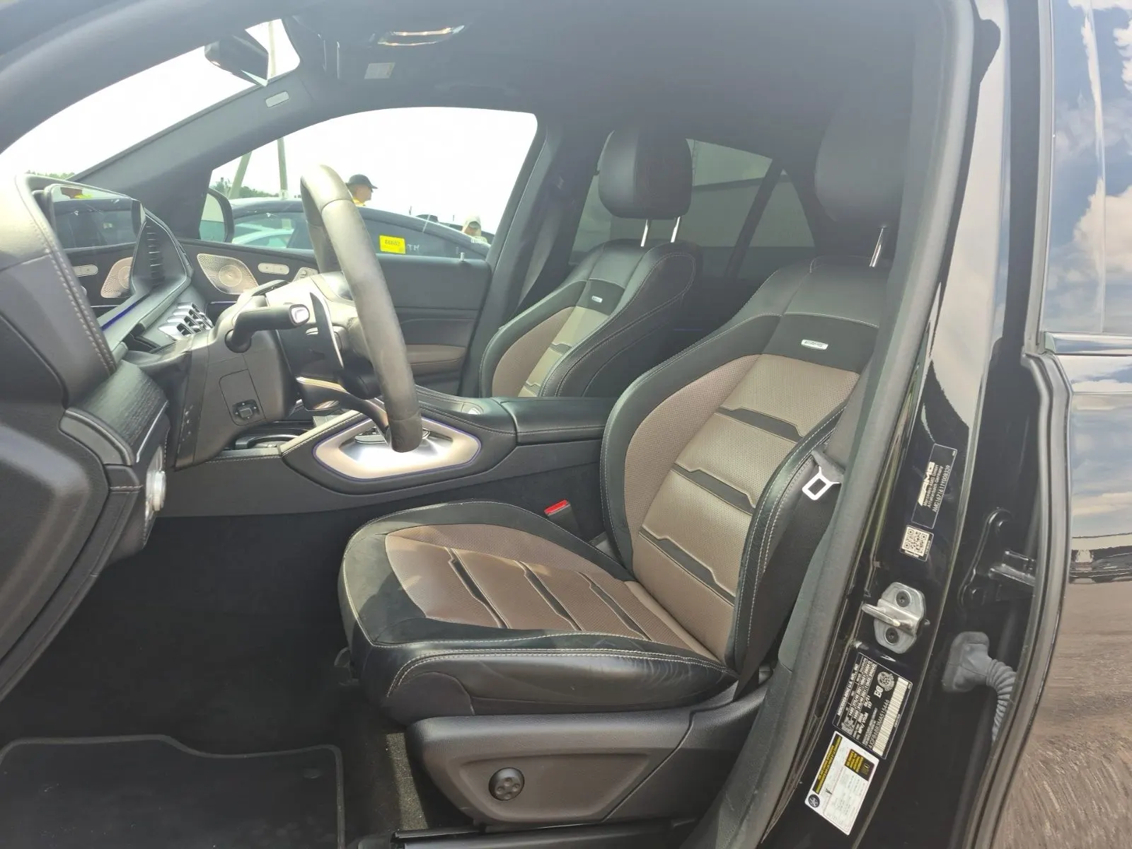 Front Interior Photo