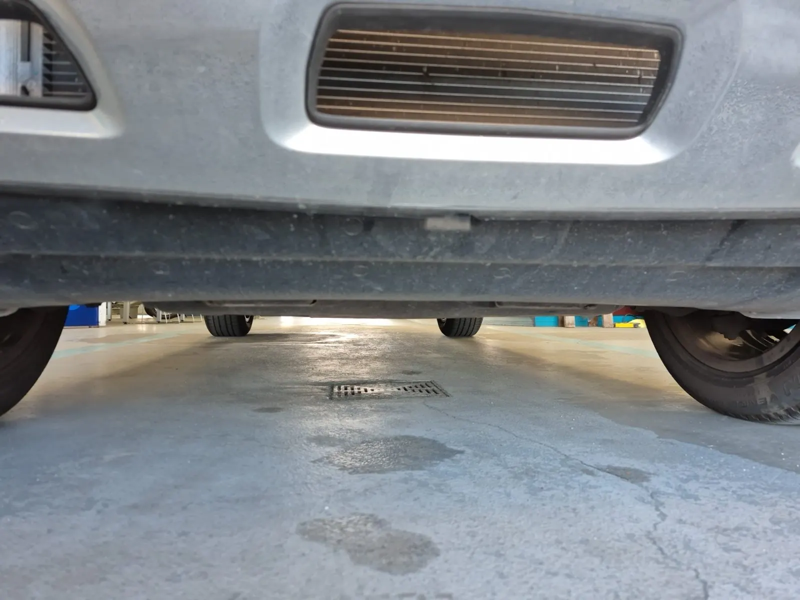 Undercarriage - Front Photo