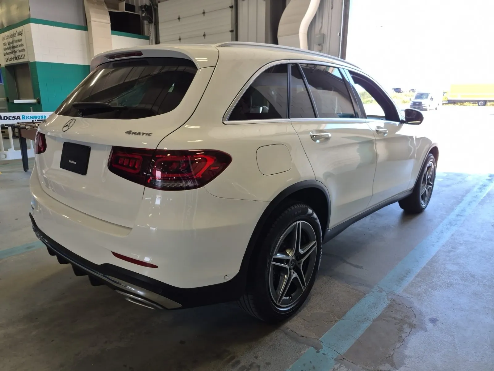 Passenger Rear 3/4 Photo