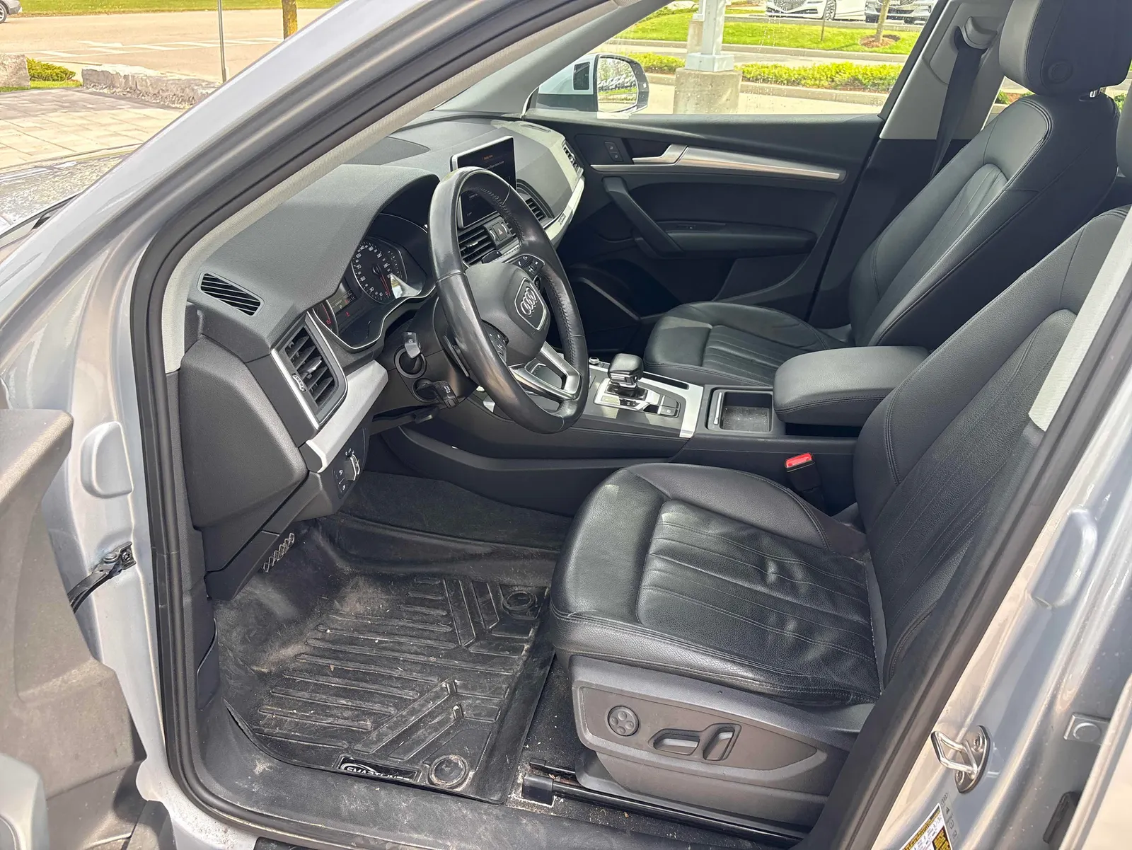 Interior driver side