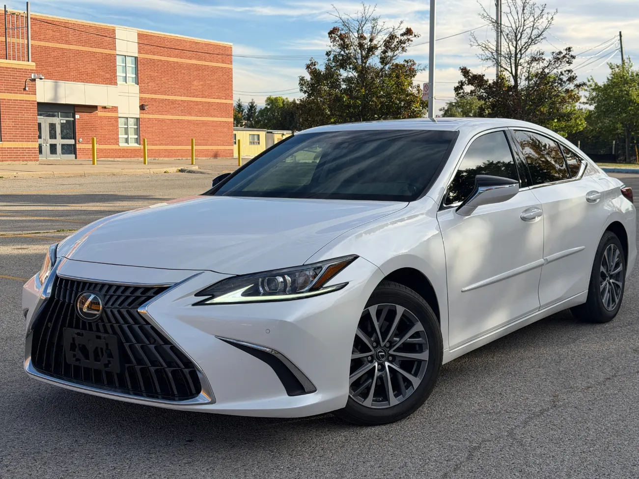 2022 Lexus ES