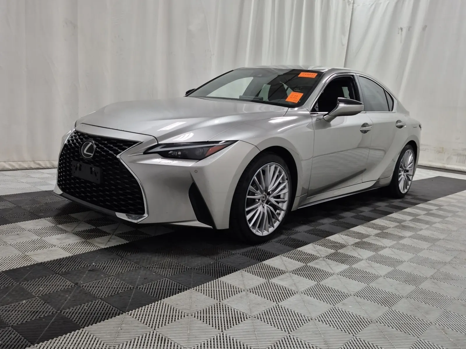 2022 Lexus IS