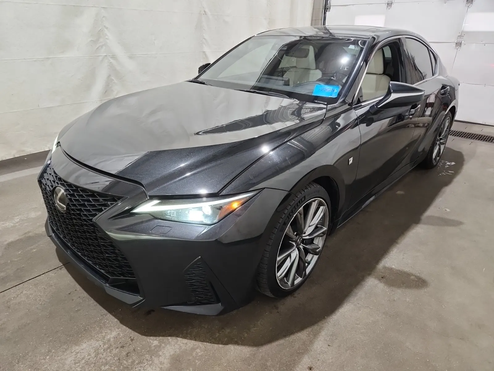 2021 Lexus IS