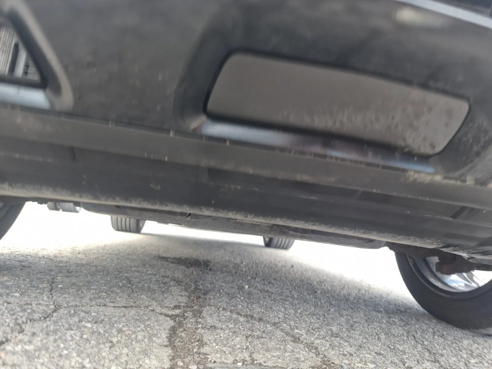 Undercarriage - Front Photo