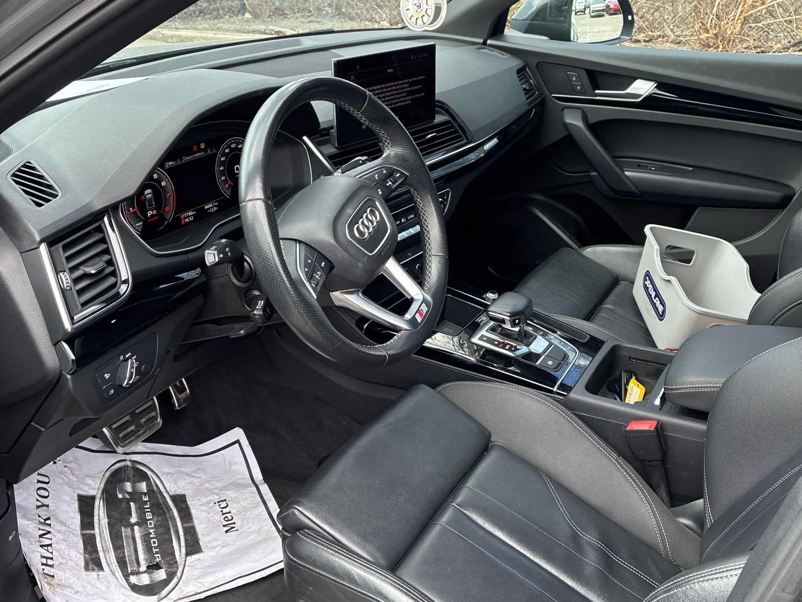 Interior driver side