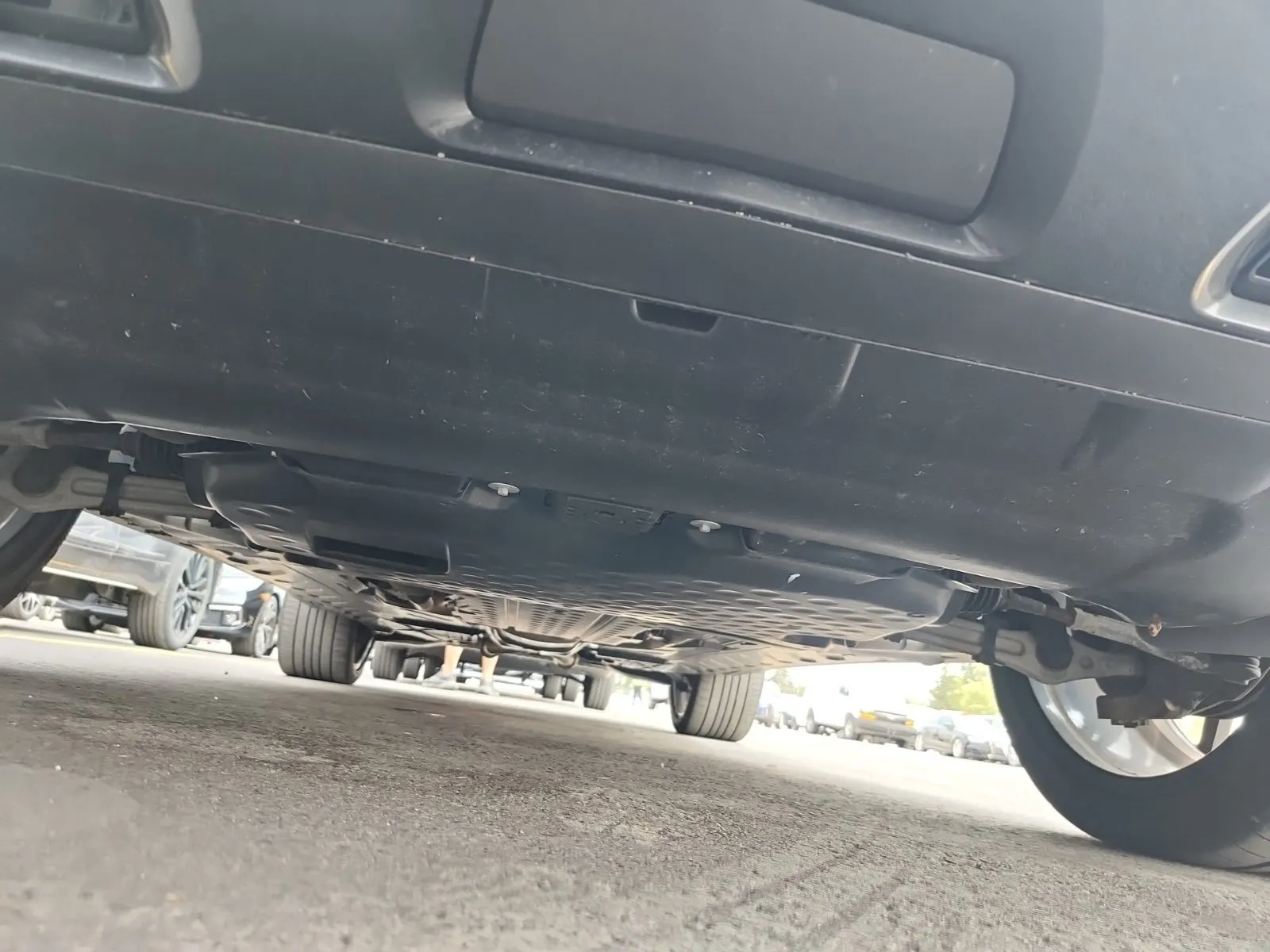 Undercarriage - Front Photo