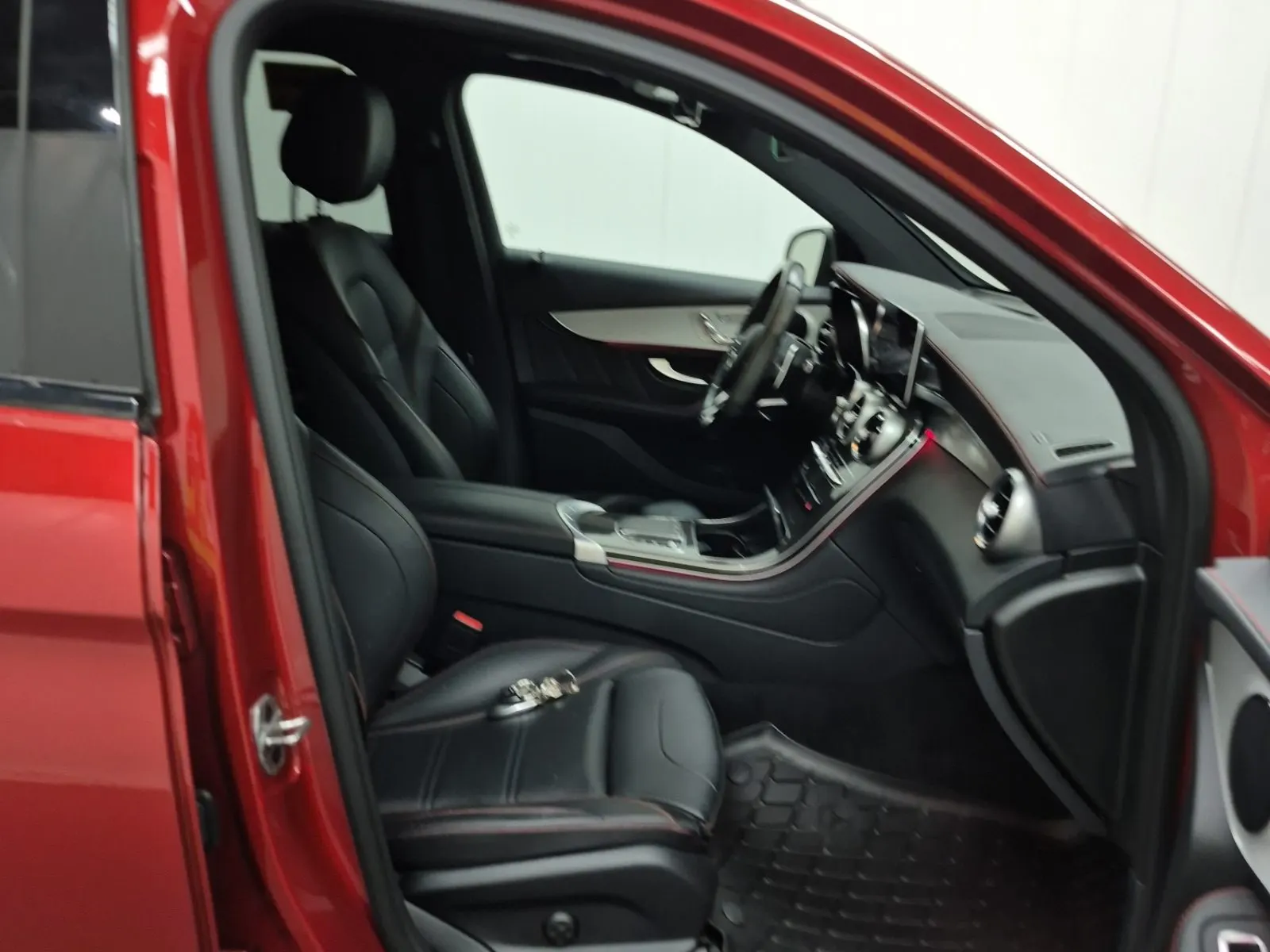 Right Side Interior Photo