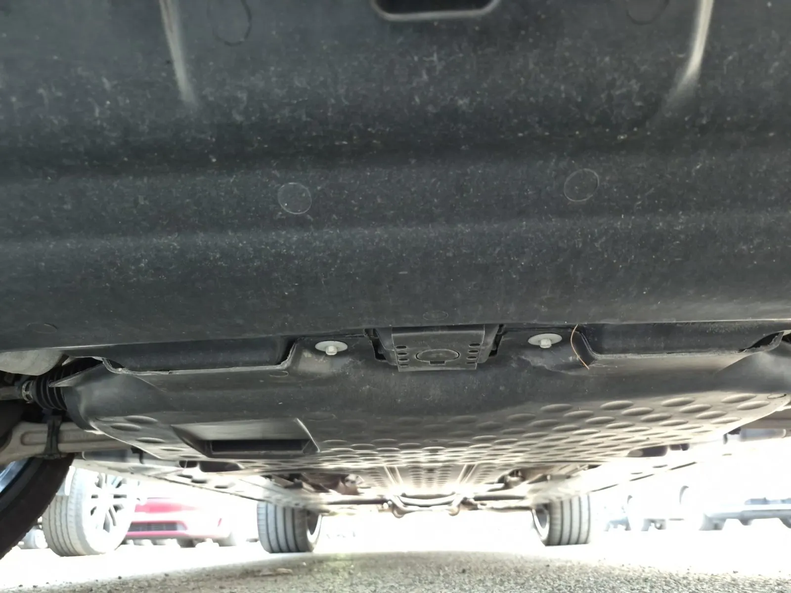 Undercarriage - Front Photo