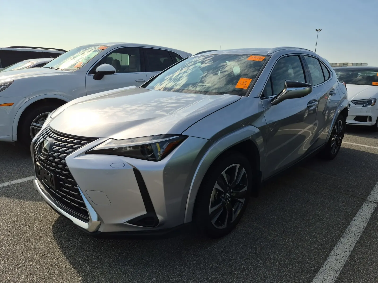 2025 Lexus UX
