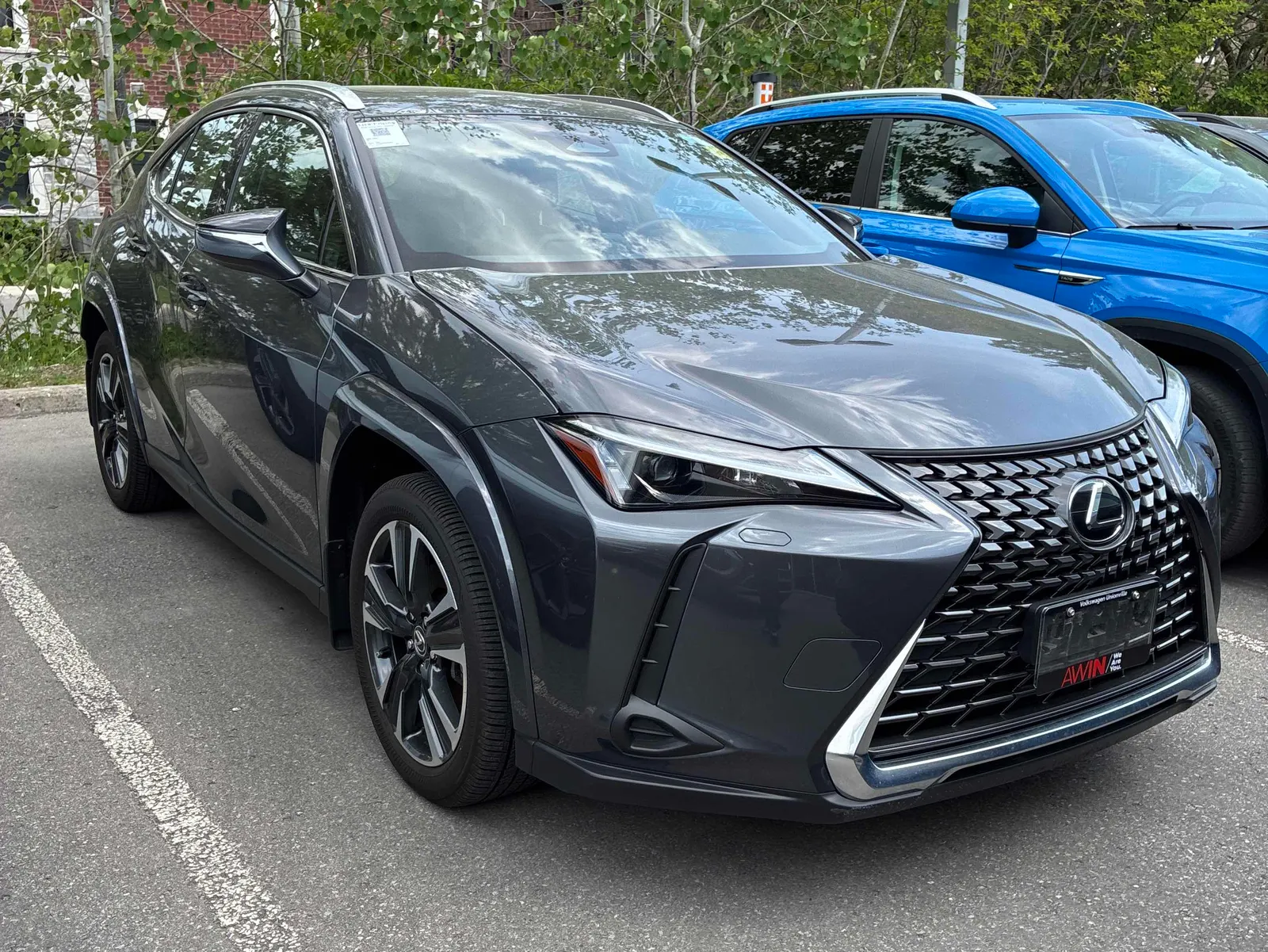 2025 Lexus UX