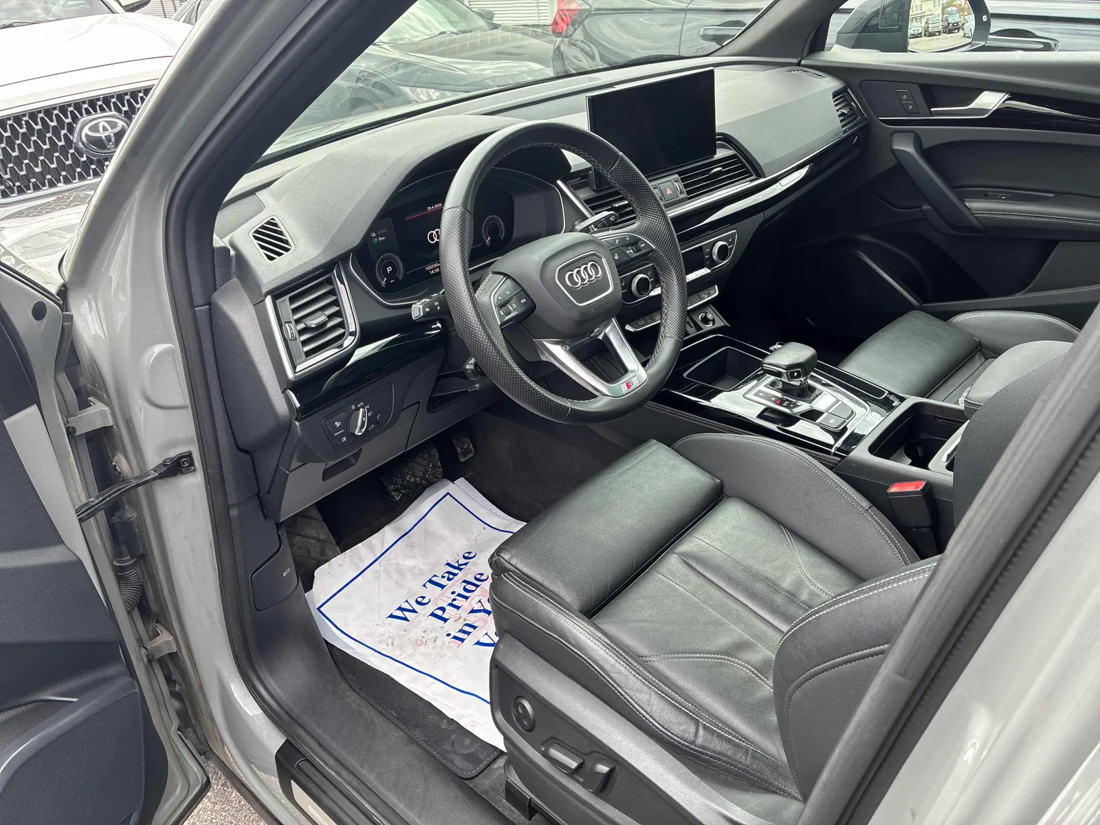 Interior driver side