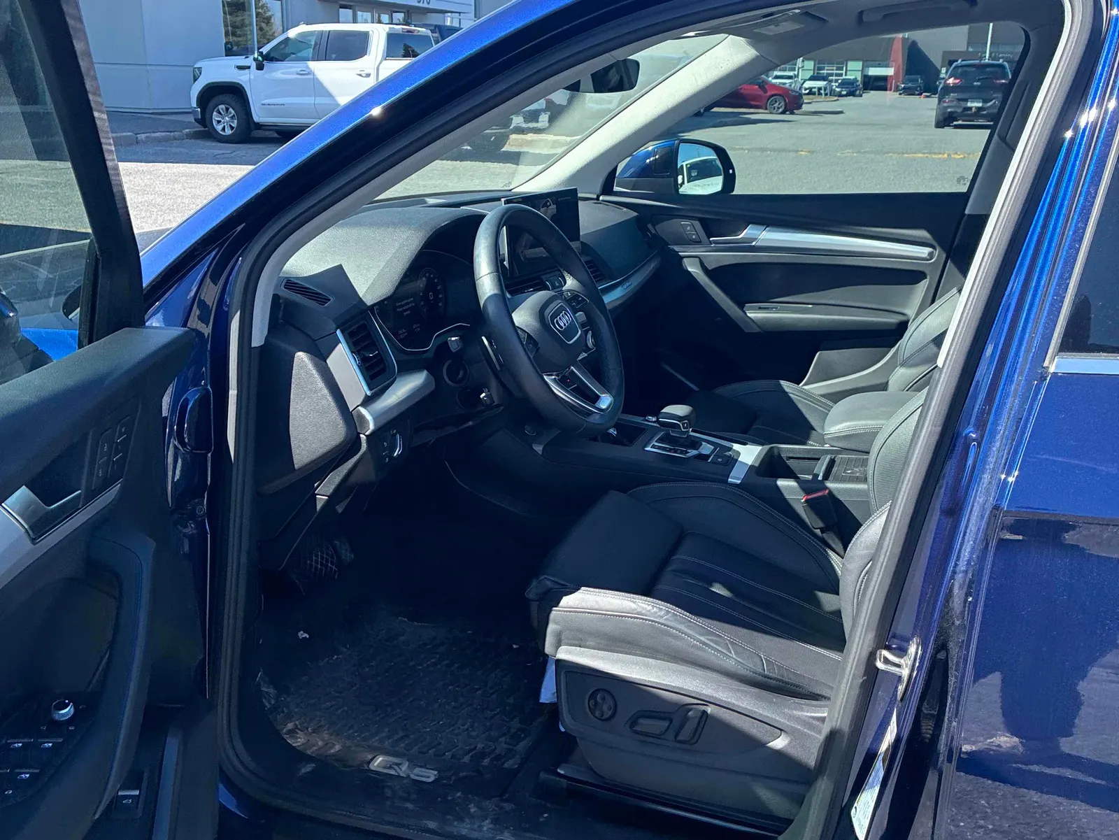 Interior driver side
