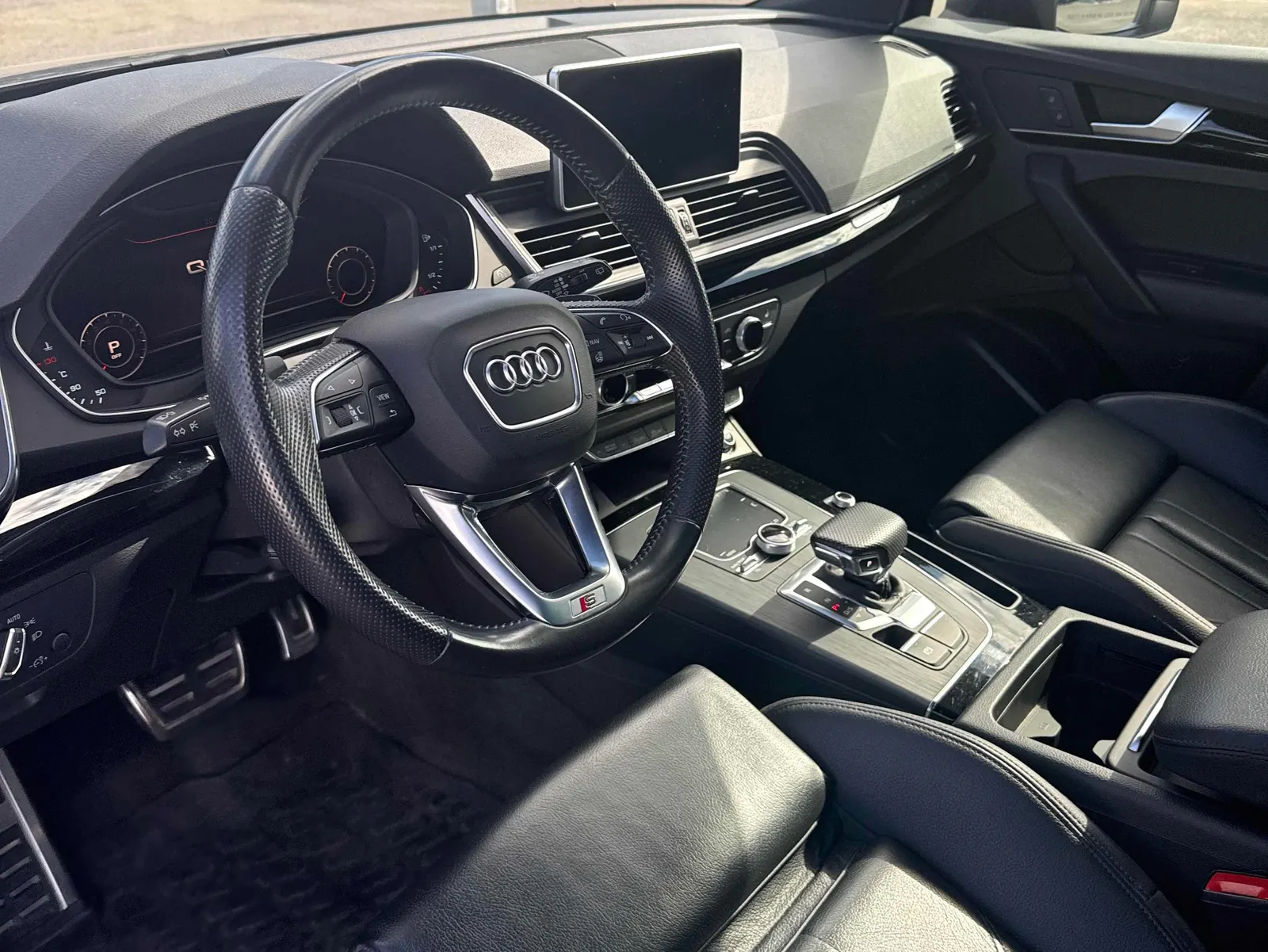 Interior driver side