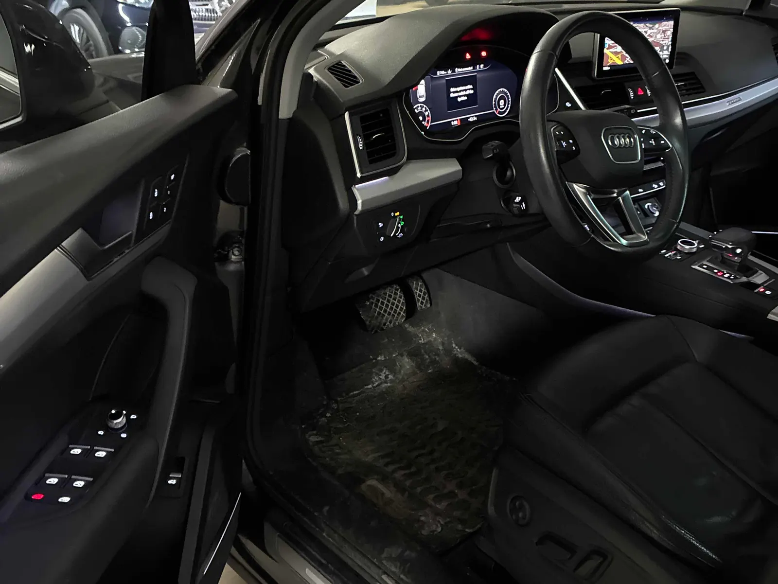 Interior driver side