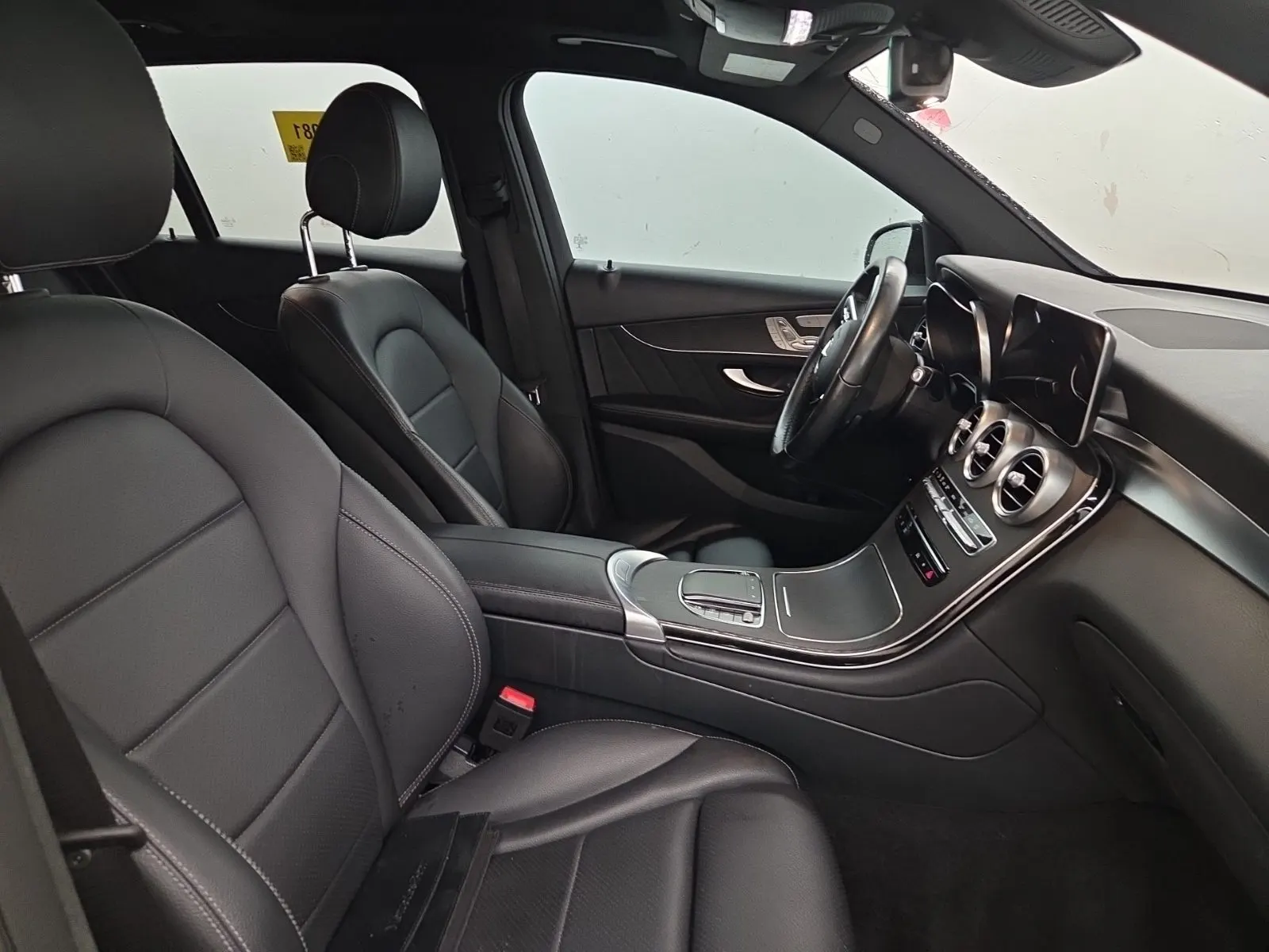 Right Side Interior Photo