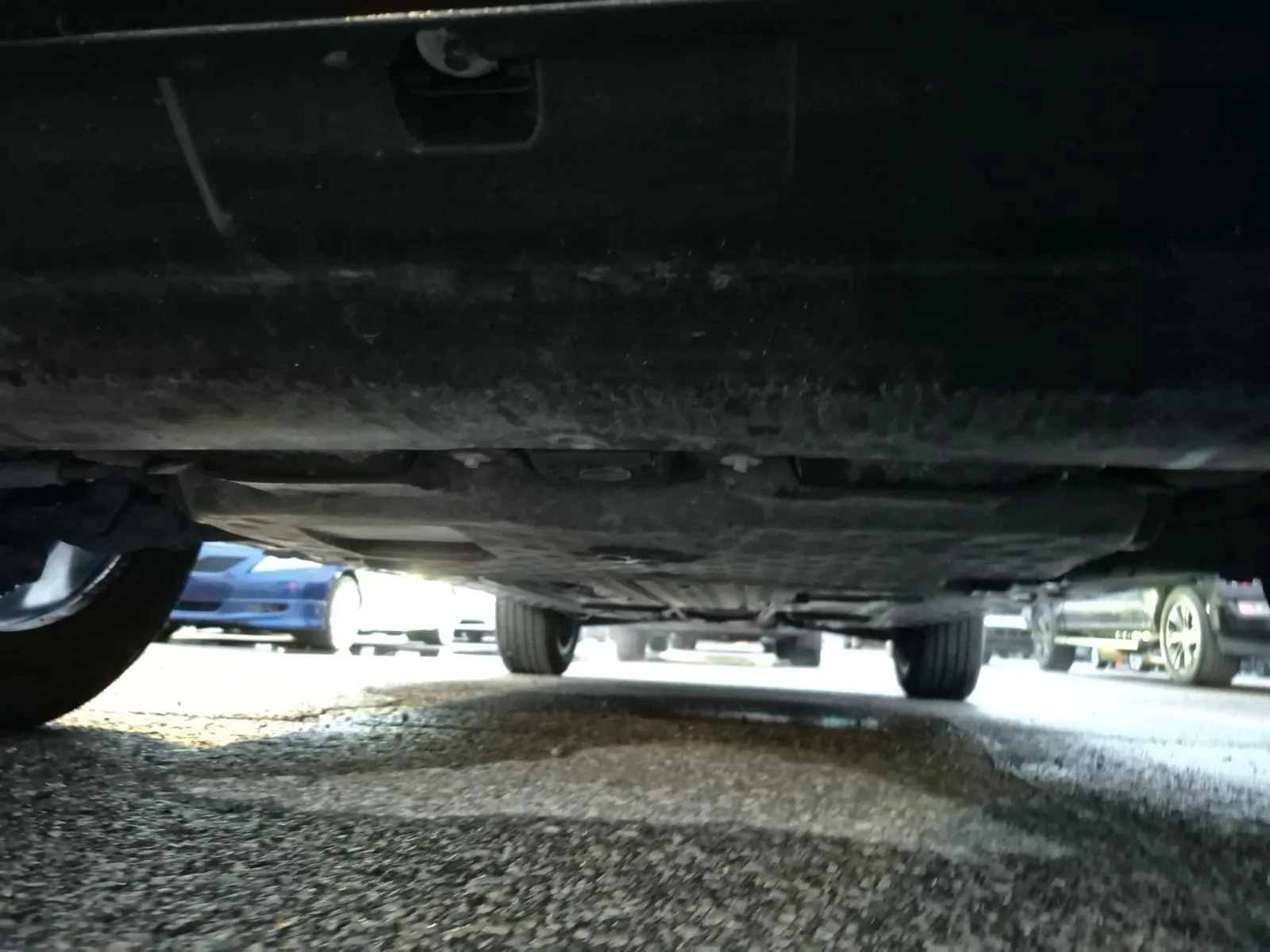 Undercarriage - Front Photo