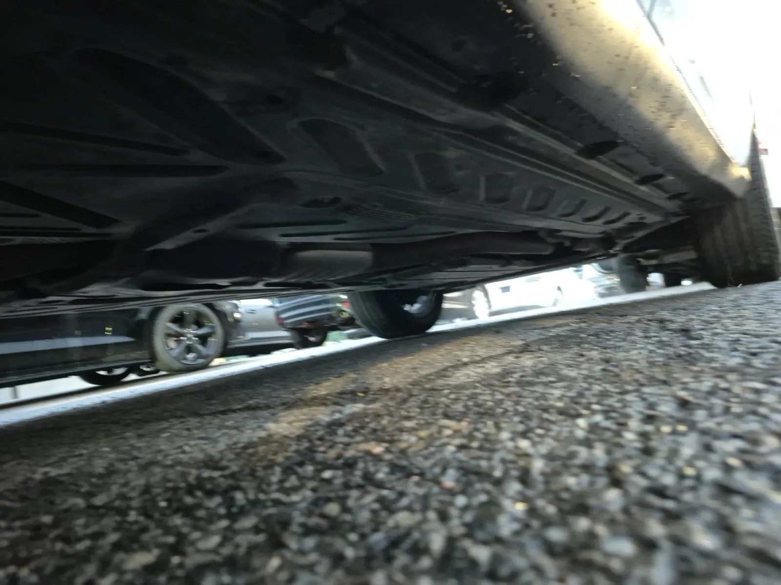 Undercarriage - Passenger Photo