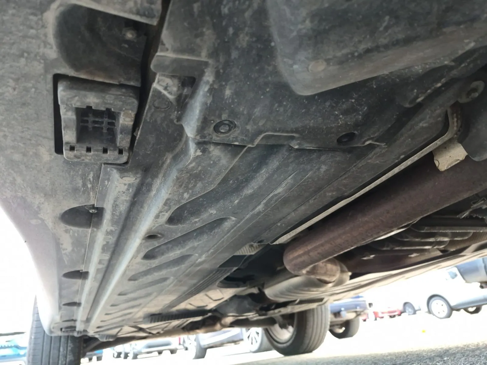 Undercarriage - Passenger Photo