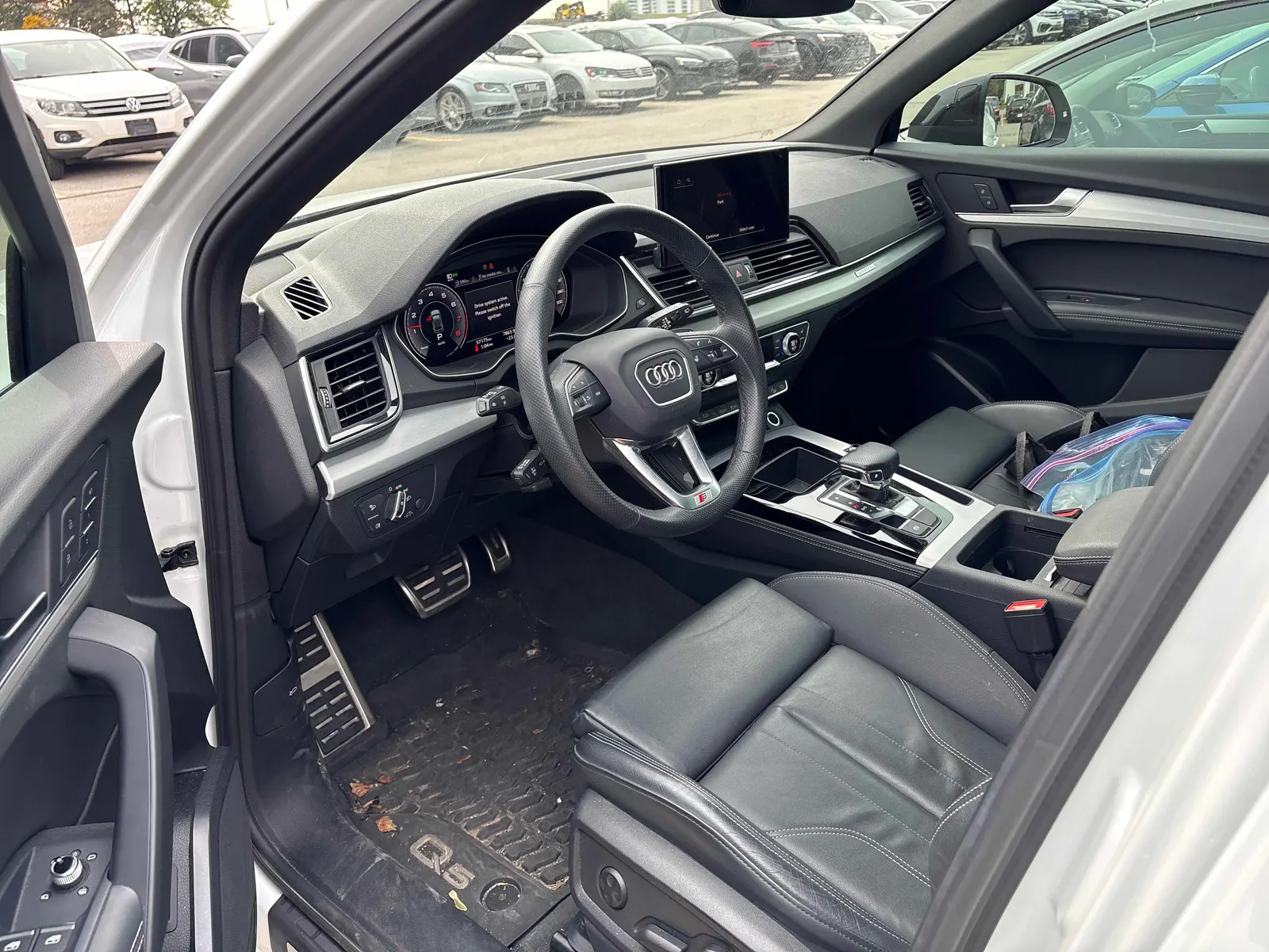 Interior driver side