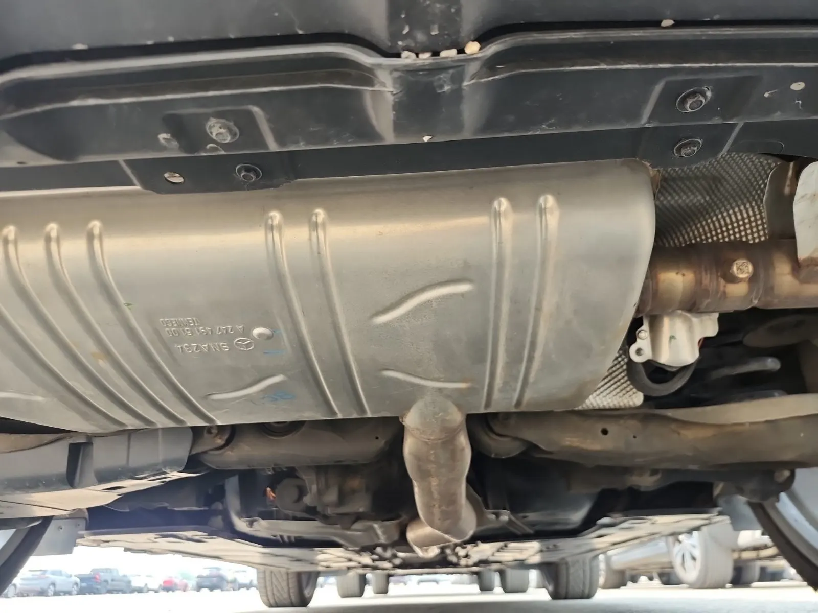 Undercarriage - Rear Photo