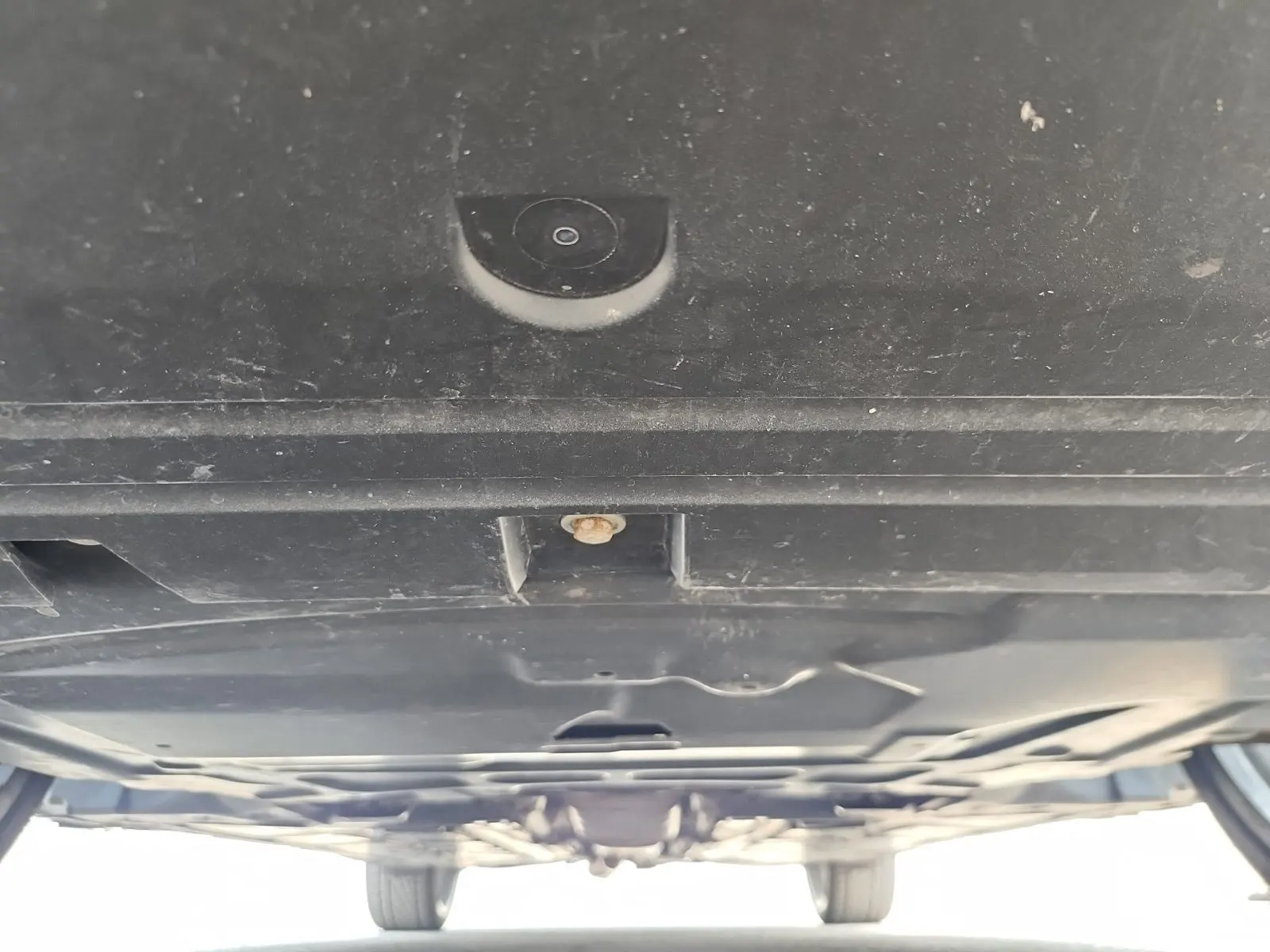 Undercarriage - Front Photo