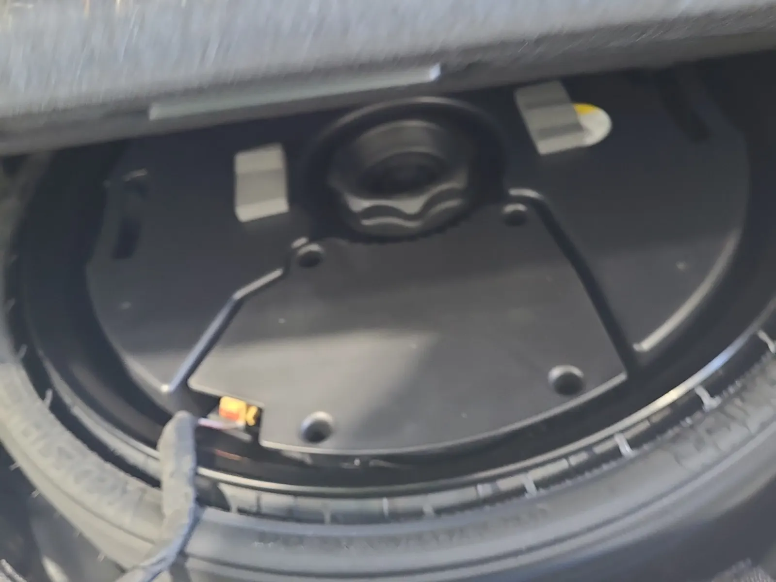 Spare Tire & Wheel Photo