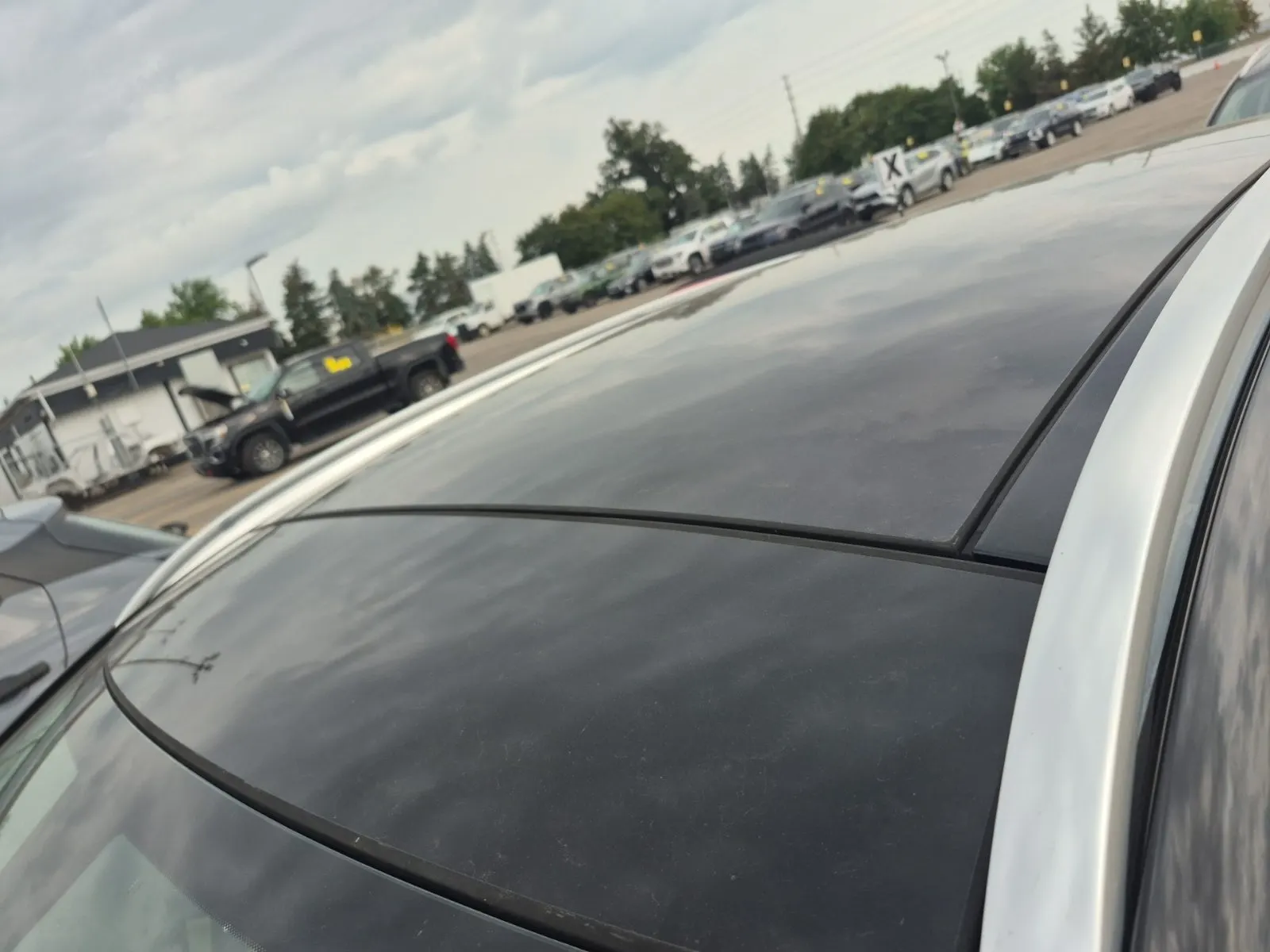 Exterior Roof Photo