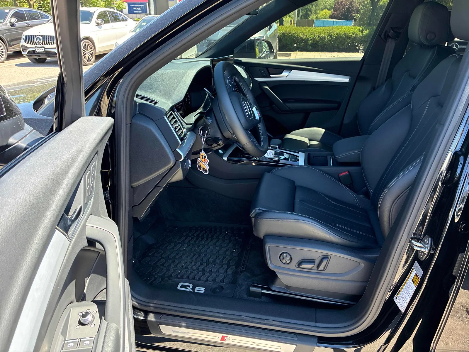 Interior driver side