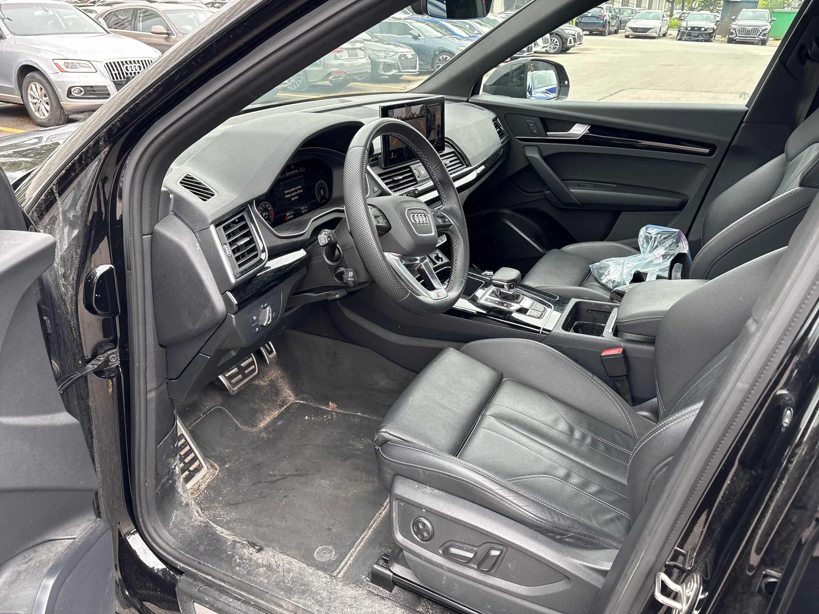 Interior driver side