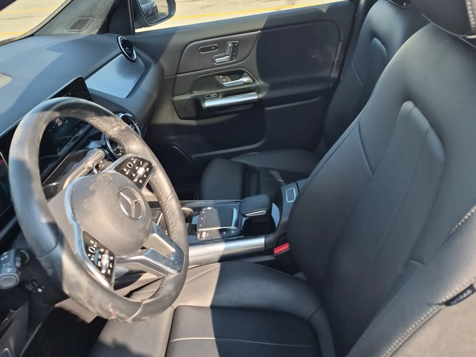 Front Interior Photo