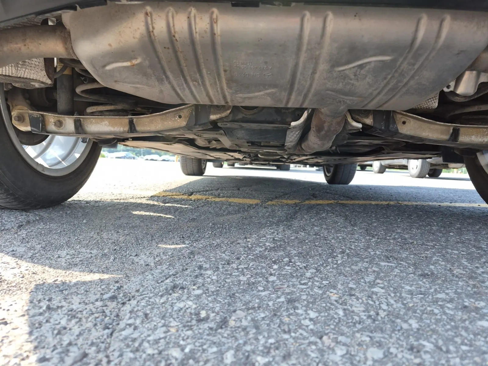 Undercarriage - Rear Photo