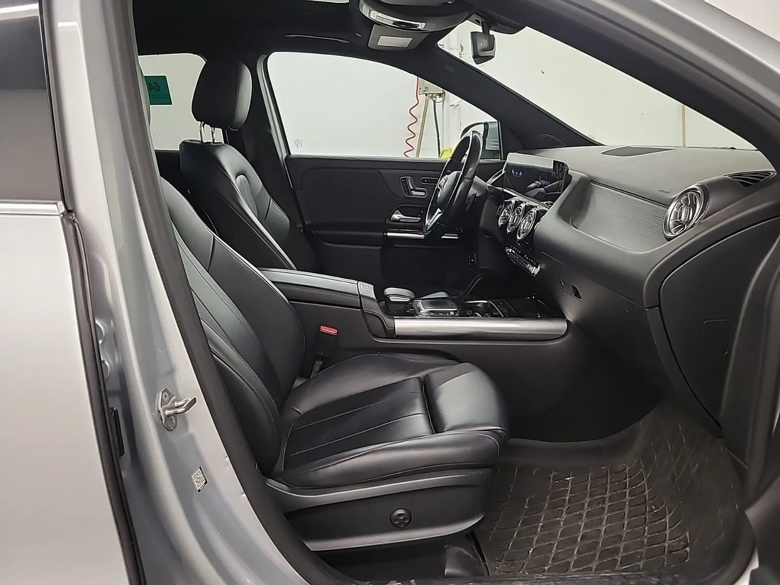 Right Side Interior Photo