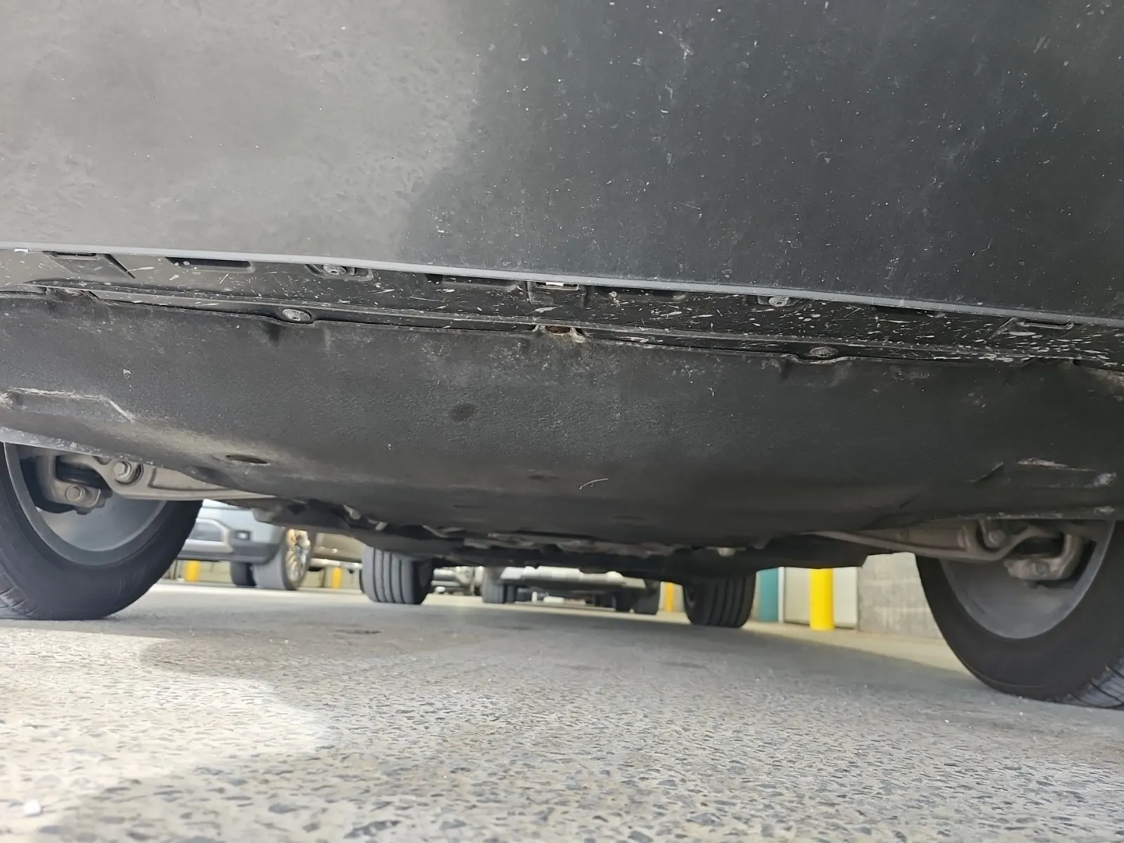 Undercarriage - Front Photo