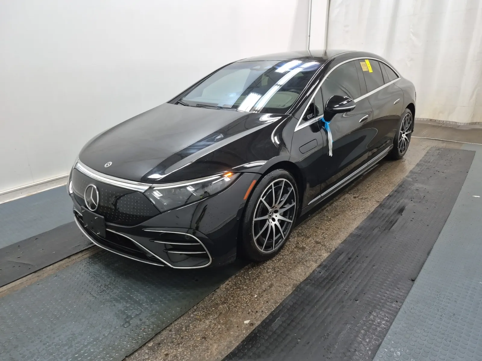2023 Mercedes-Benz EQS