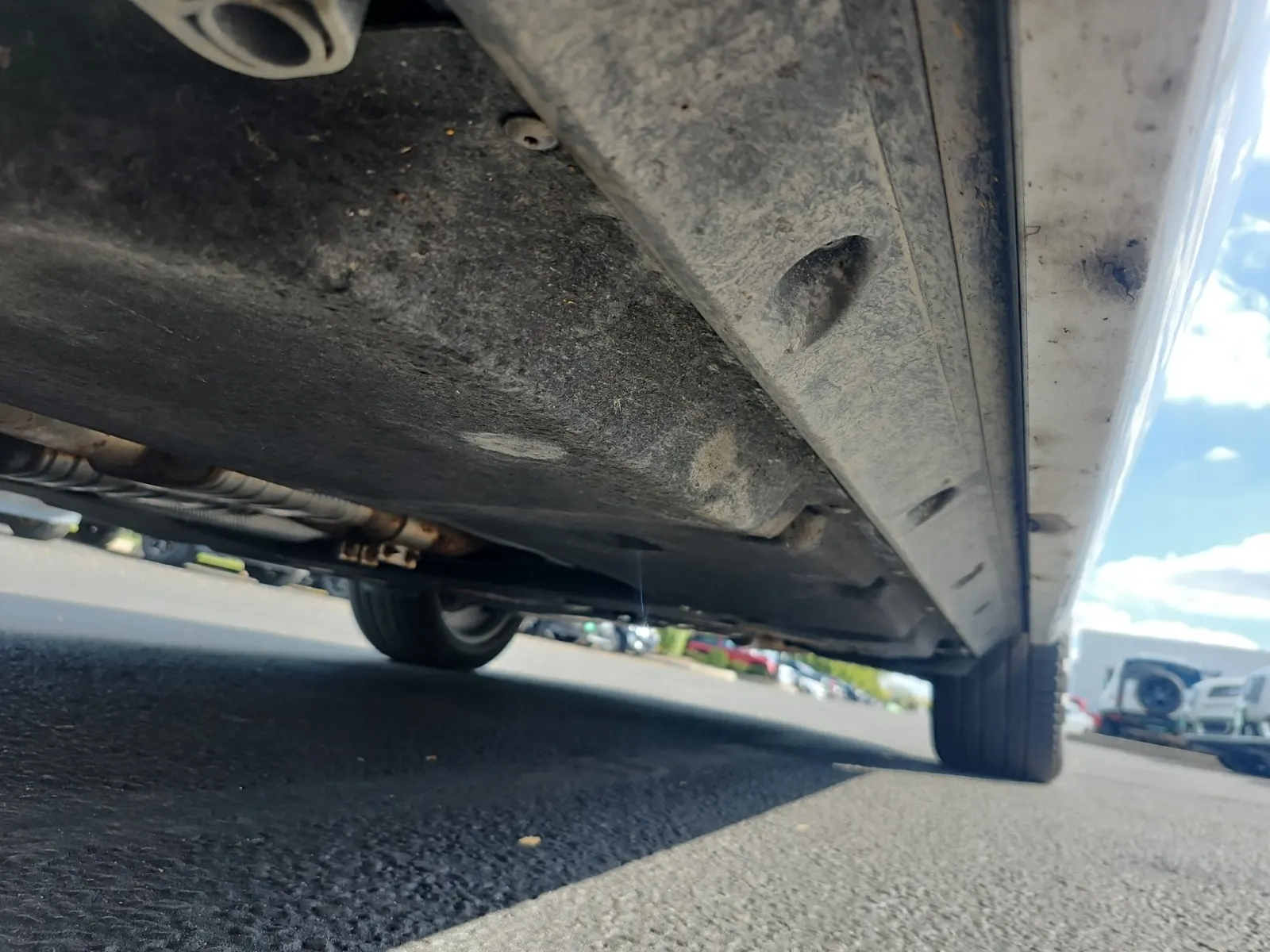Undercarriage - Driver Photo