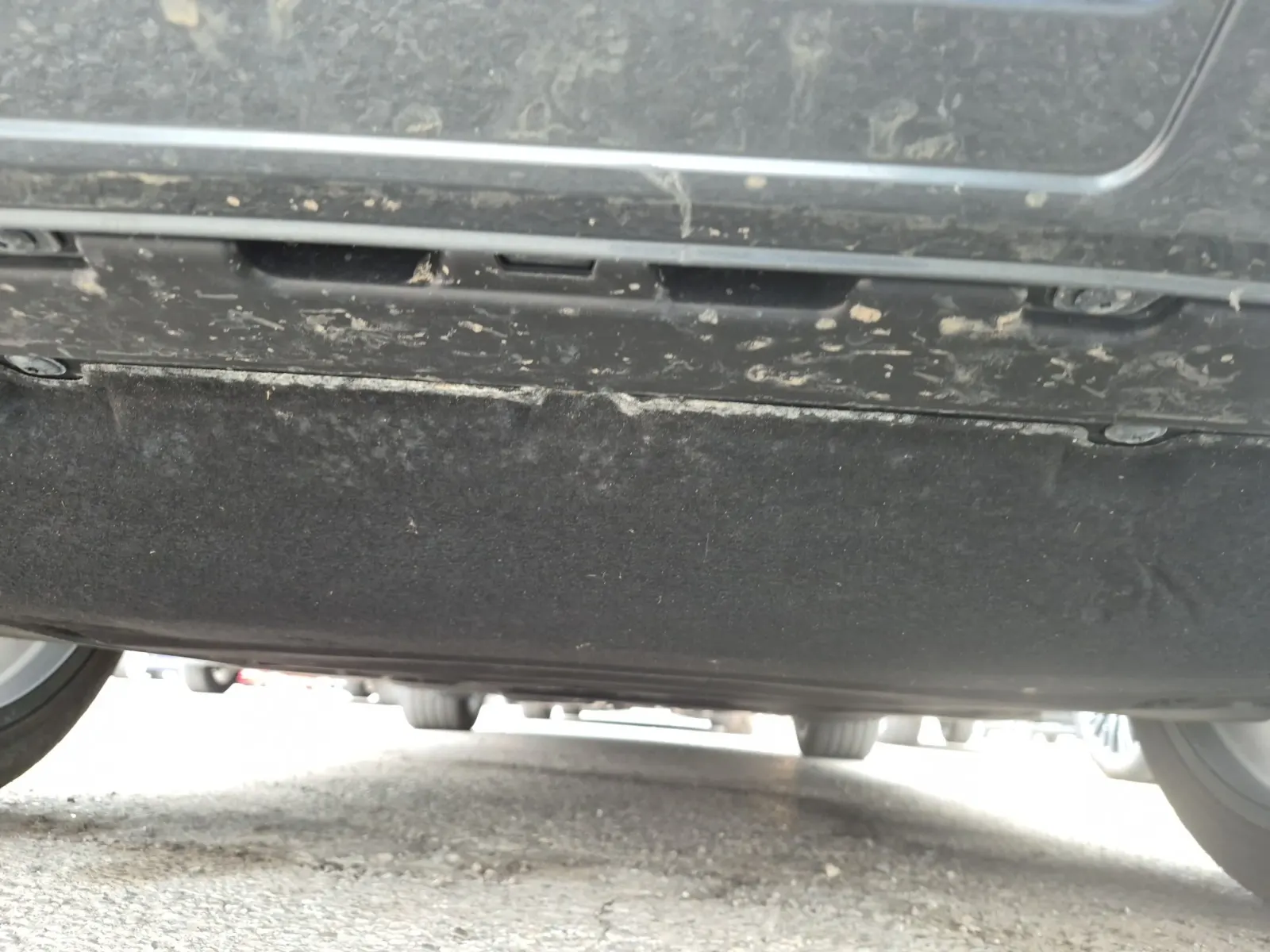 Undercarriage - Front Photo