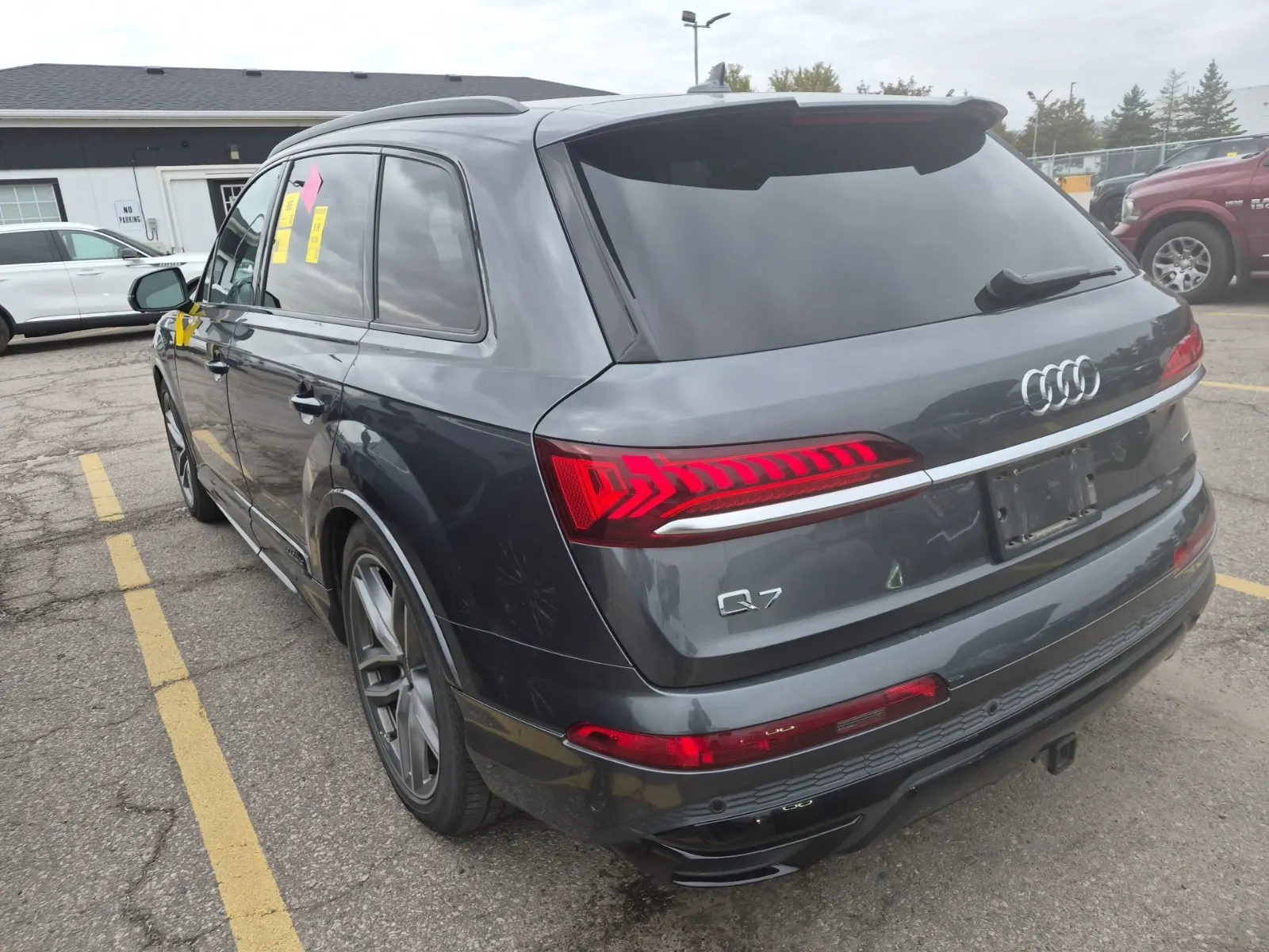 Driver Rear 3/4 Photo
