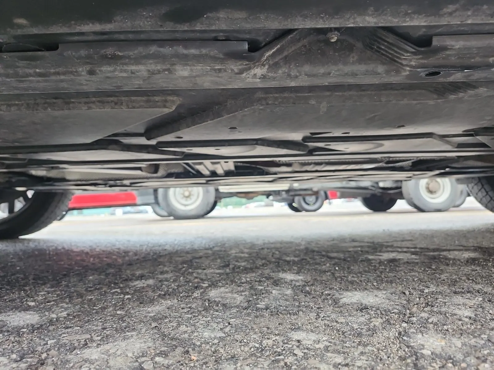 Undercarriage - Driver Photo