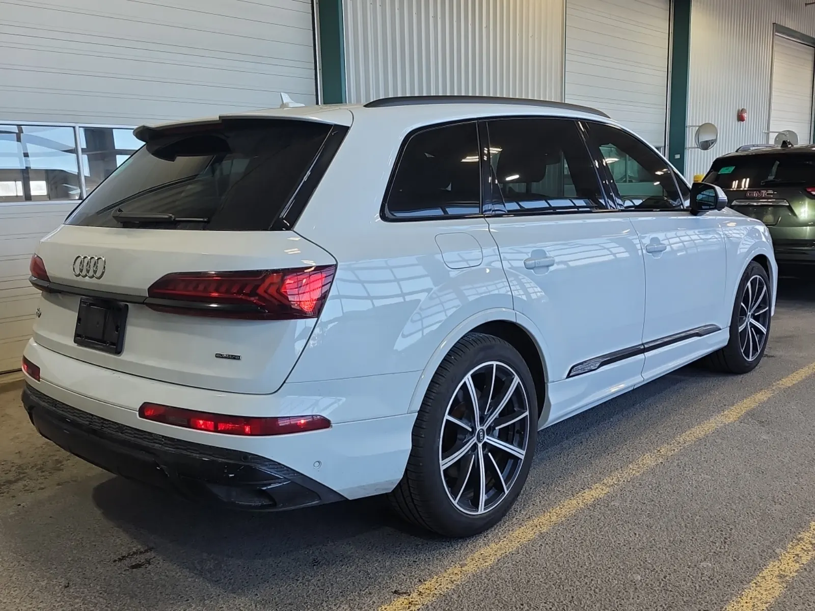 Passenger Rear 3/4 Photo