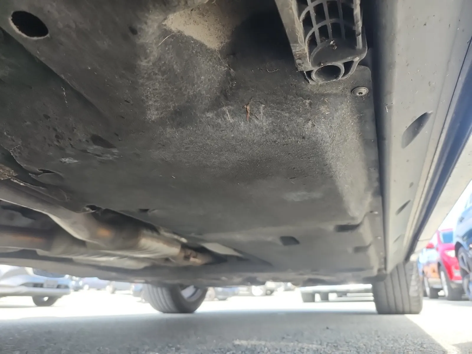 Undercarriage - Driver Photo